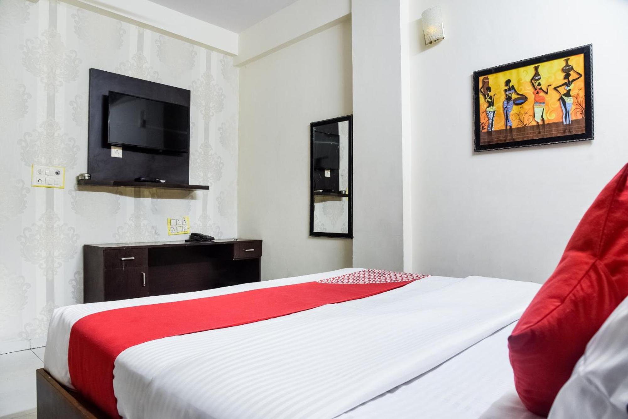 Hotel O Radhika Palace 博帕尔 外观 照片