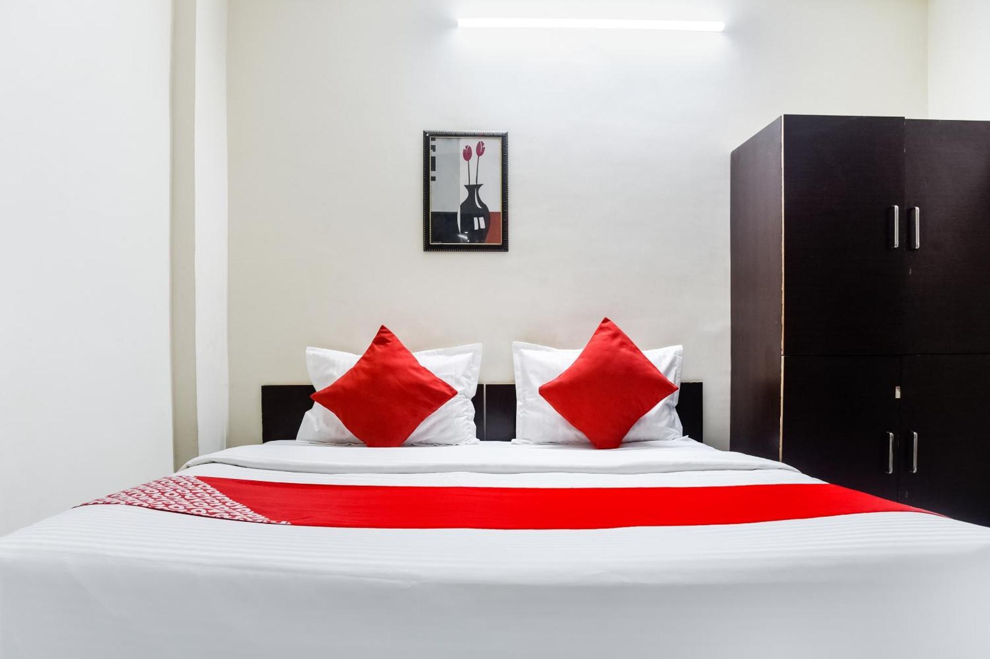 Hotel O Radhika Palace 博帕尔 外观 照片
