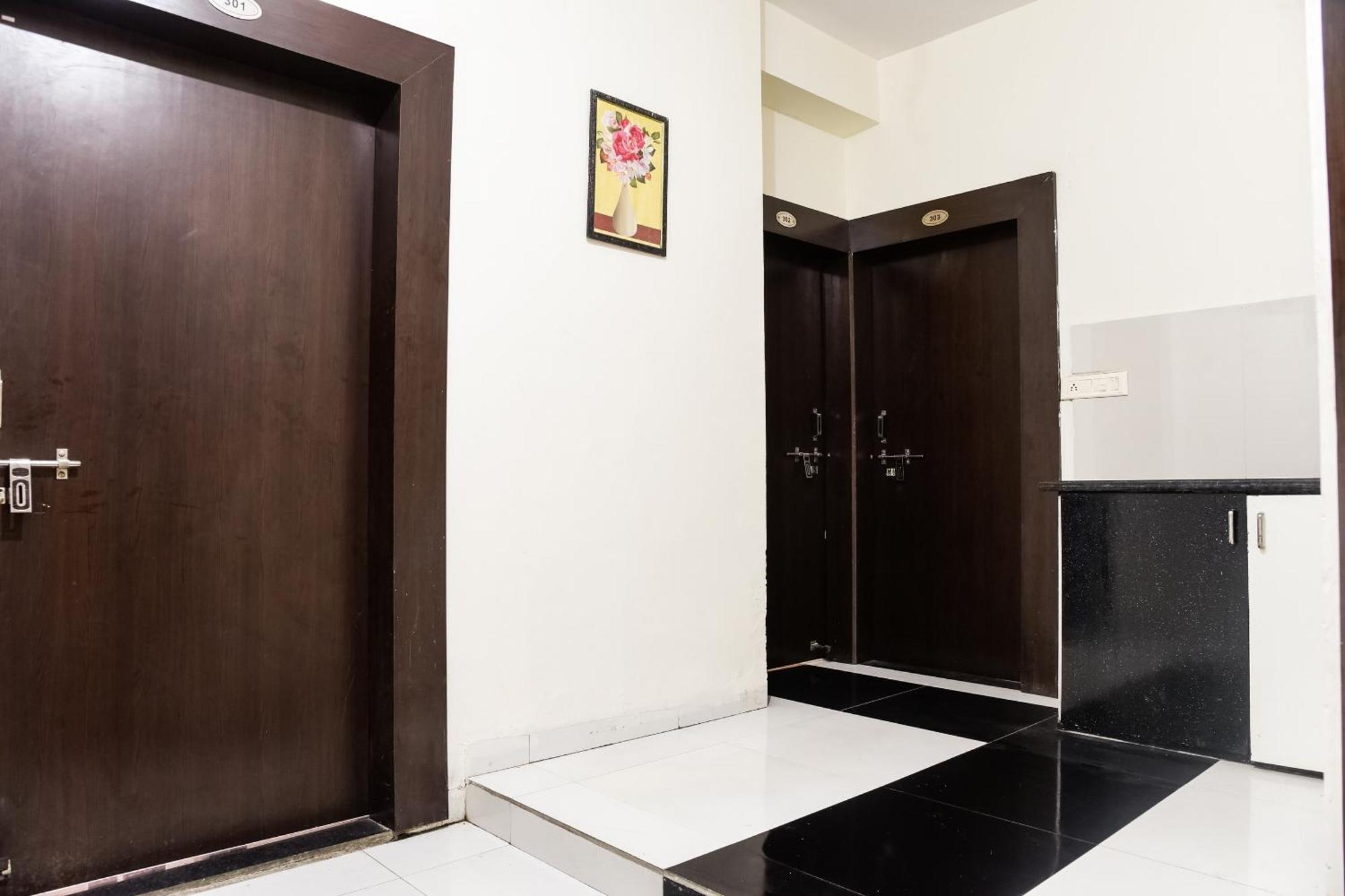 Hotel O Radhika Palace 博帕尔 外观 照片