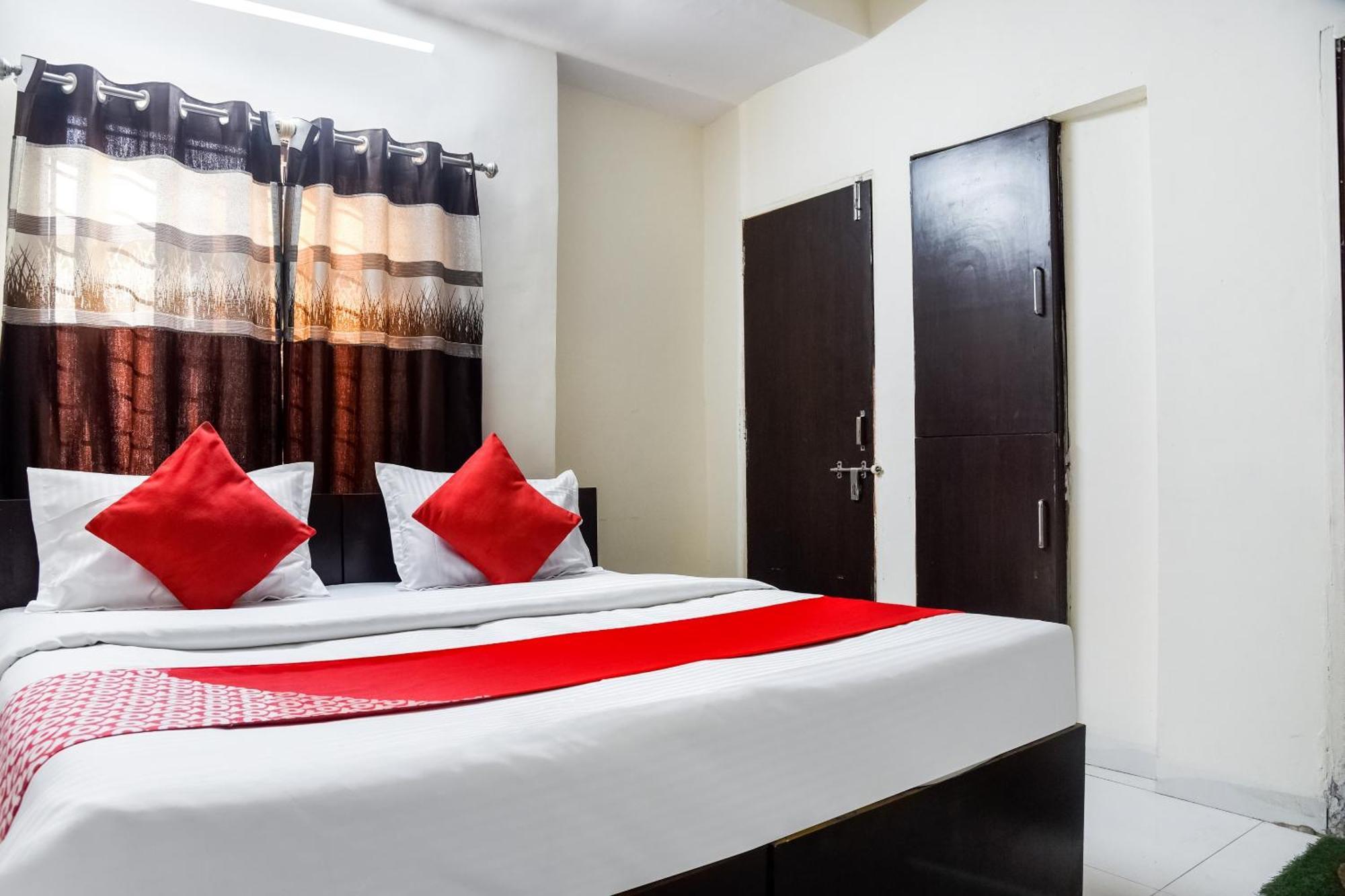 Hotel O Radhika Palace 博帕尔 外观 照片