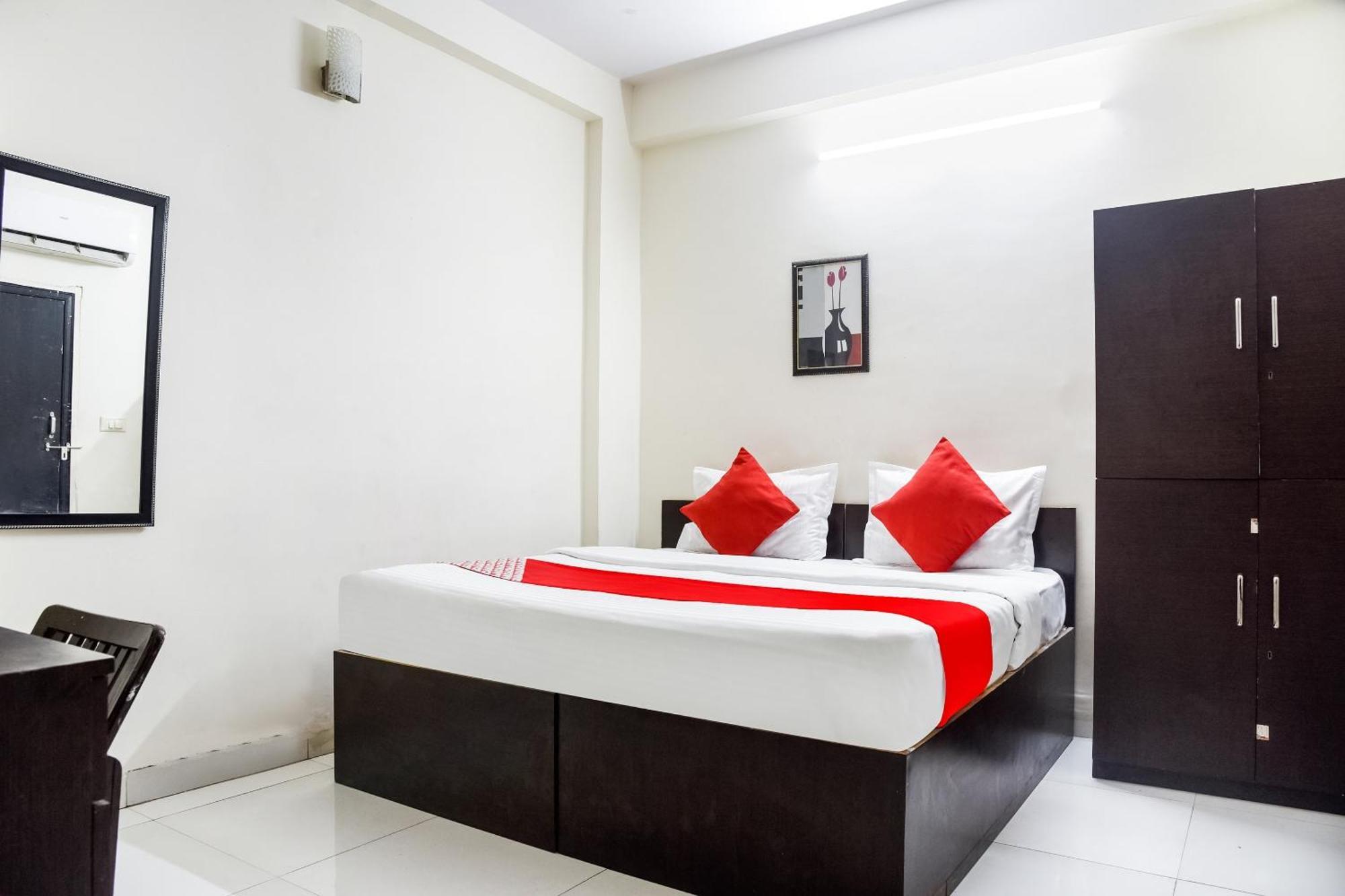 Hotel O Radhika Palace 博帕尔 外观 照片