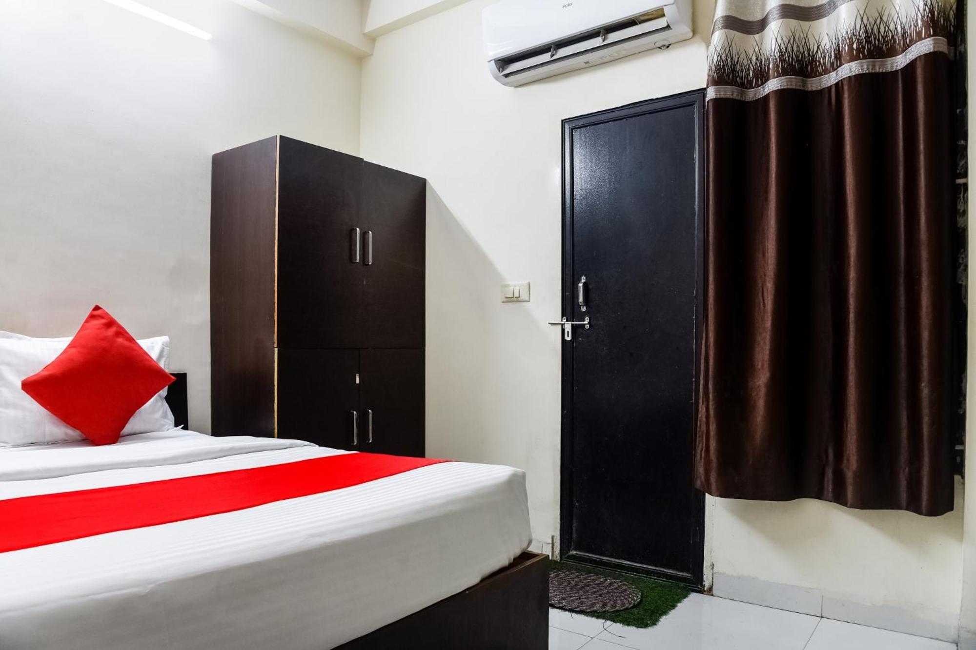 Hotel O Radhika Palace 博帕尔 外观 照片